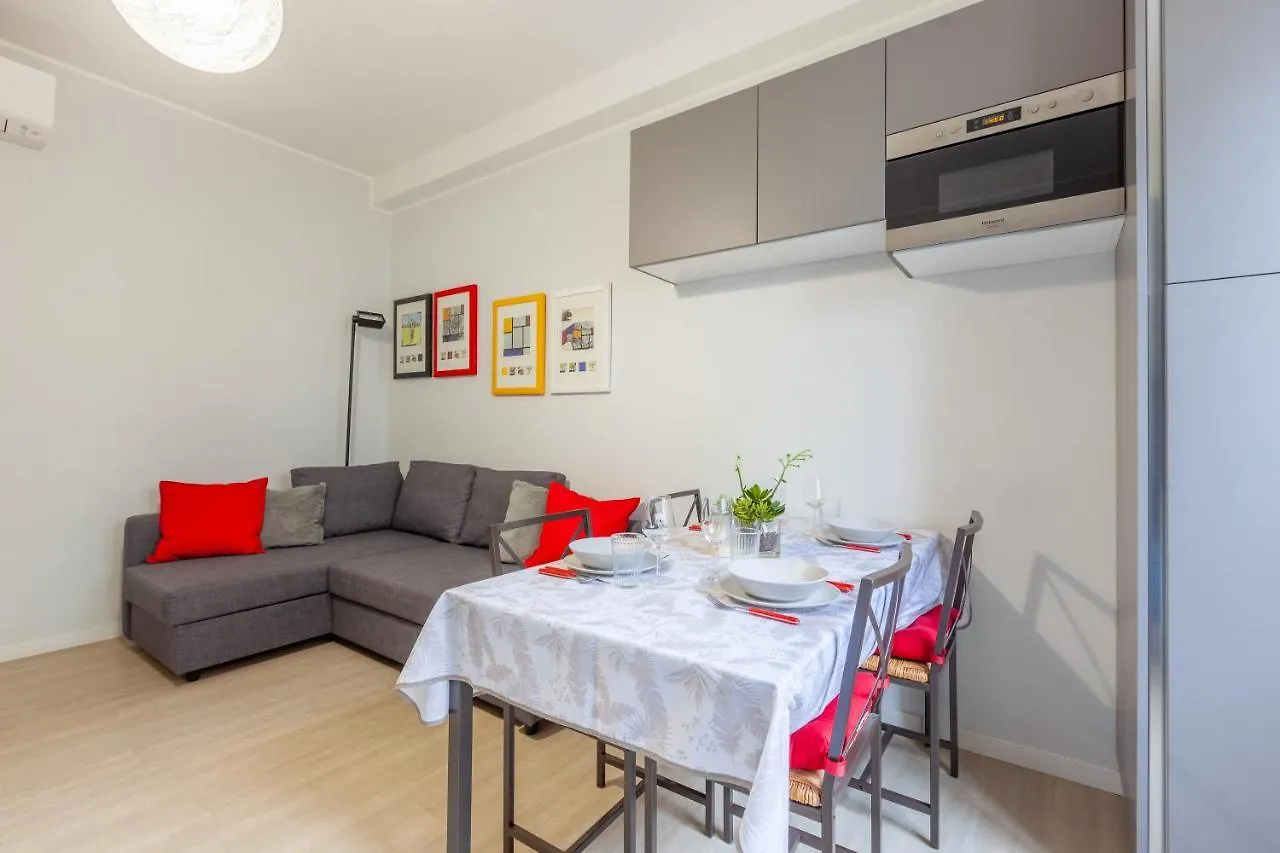 Darsena Navigli Apt - 800 M Far From P.Ta Genova M2 Apartment Milan